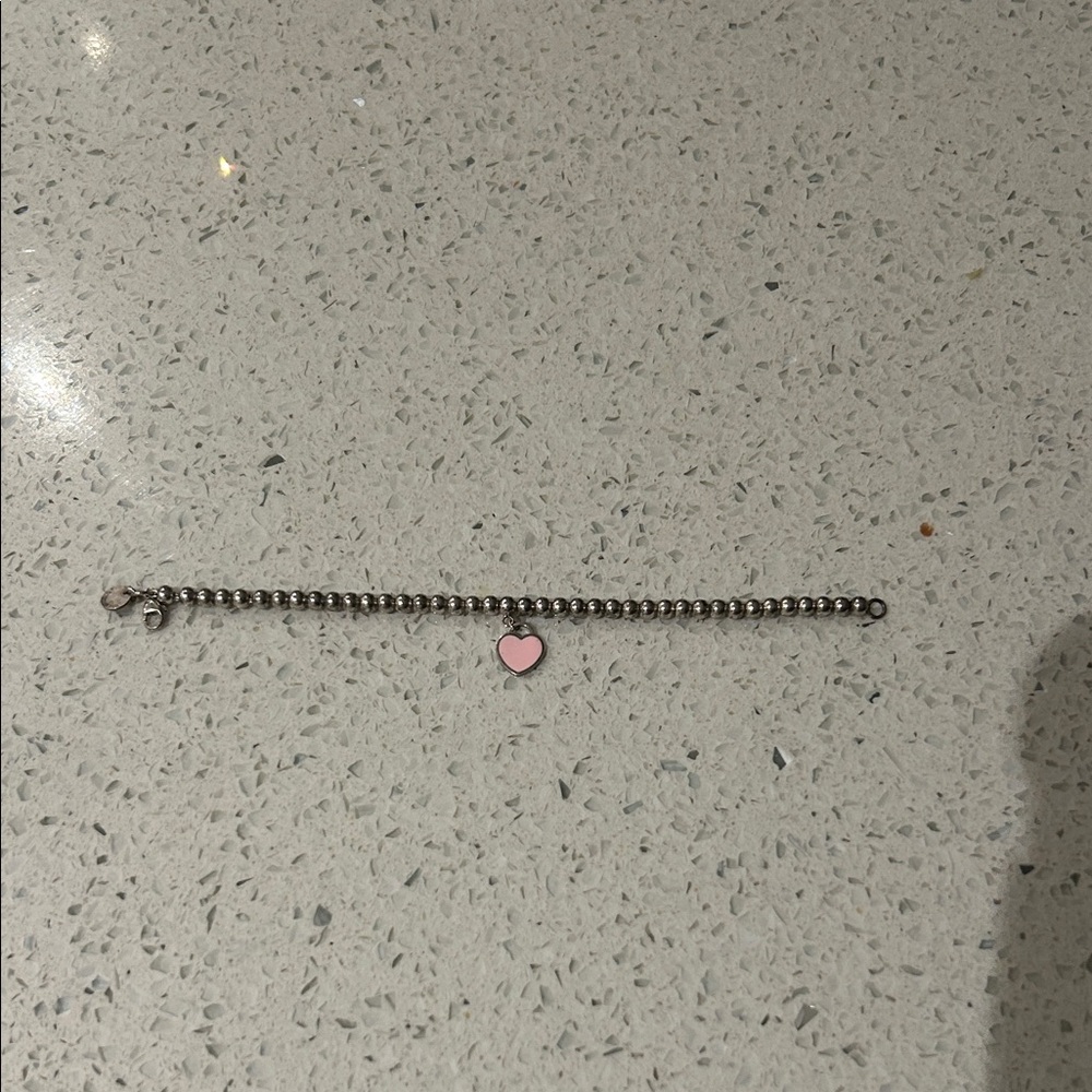 Chic Silver Bracelet with Pink Heart Charm
